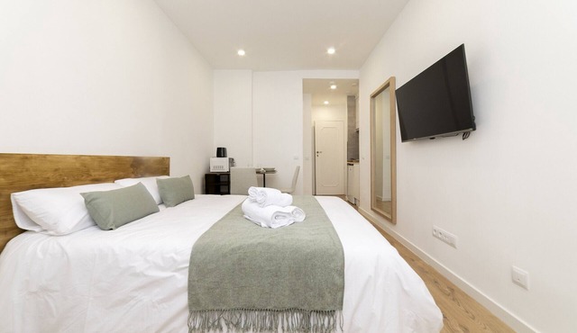 Luxury III - Ferga Suites