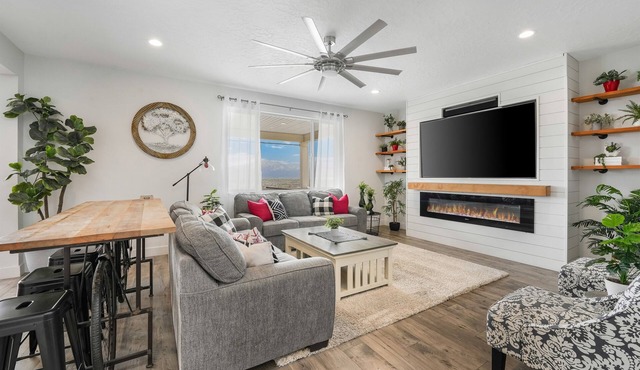Luxury in Saratoga Springs | View of Utah Lake and Wasatch mountains