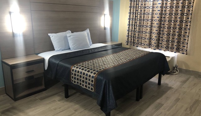 Luxury Inn & Suites