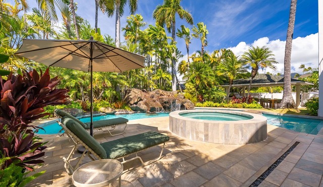 Luxury Kahala Oasis by Gather: Spacious 6BR Retreat w/Pool, Spa & Near Beach