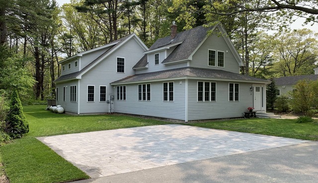 Luxury Kennebunkport Rental Walk to Town & Cape Porpoise Pier