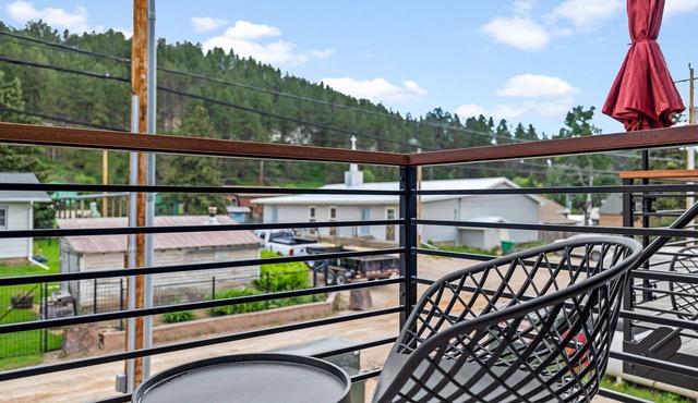 Luxury King Studio Downtown Main Street