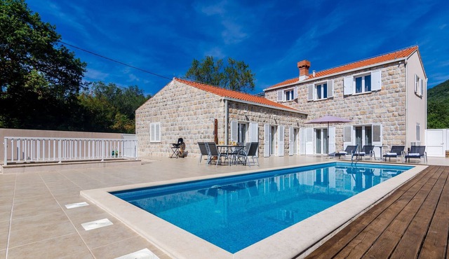 Luxury Konavle Villa | 3 Bedrooms | Villa Leona | Private Pool | Table Tennis | Perfect for Familie