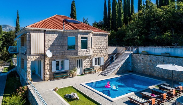 Luxury Konavle Villa | Villa Oasis Cypress | 3 Bedrooms | Rural Setting | Beautiful Gardens | Privat