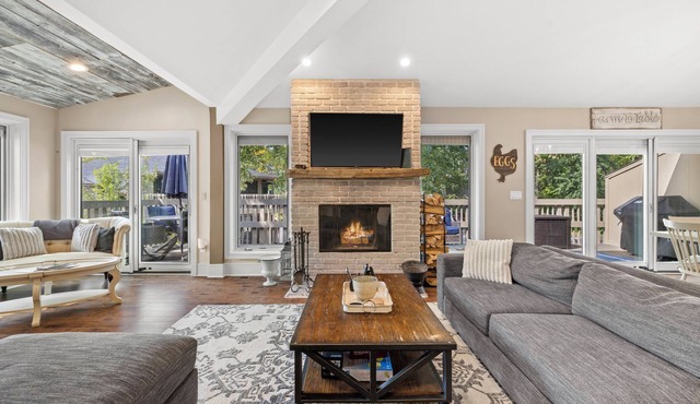Luxury Lakehouse @ Abbey Springs