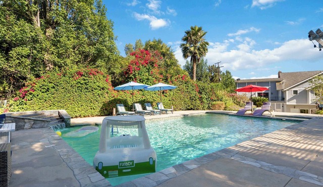 Luxury LA Garden Estate Private Pool HotTub Tennis