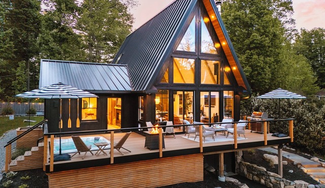 Luxury Lake A-Frame w/Hot Tub + Game Room