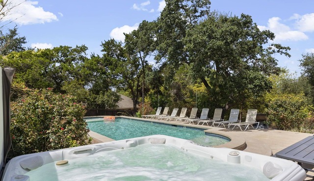 Luxury Lake Estate with Pool and Amazing Outdoors!