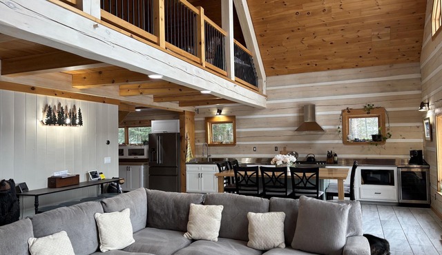 Luxury Lake Superior Log Home | Private Beach Outdoor Kitchen Sleeps 10