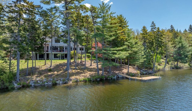 LUXURY LAKEFRONT ESTATE ON LONG POND, MOUNT DESERT