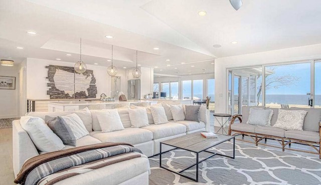 Luxury Lakefront Home w/Private Hot Tub, Large Yard, Association Beach & WiFi