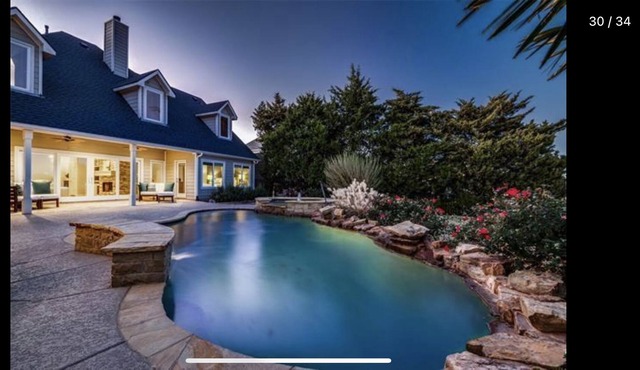 Luxury Lakefront Home with pool