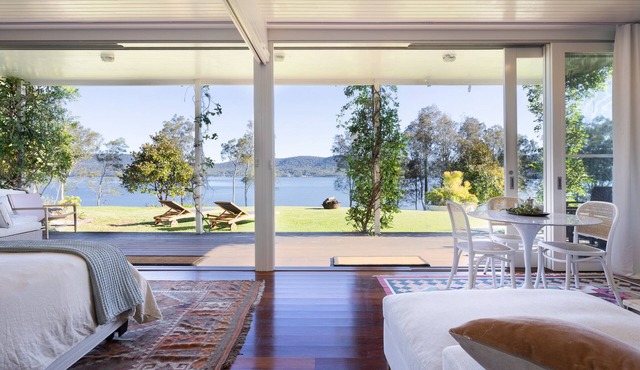 Luxury Lakefront Suite