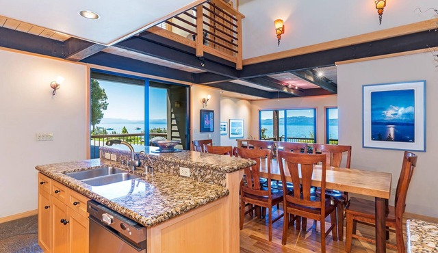 Luxury Lakefront Townhome with Year Round Hot Springs Heated Pool
