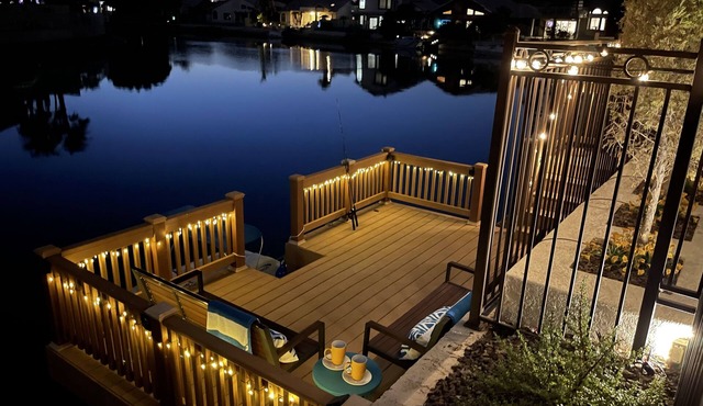 Luxury Lakeside Home! Private Pool, Dock, Outdoor Kitchen, & Private Courtyard!
