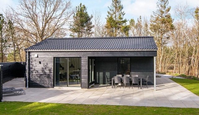 Luxury Lakeside Retreat-By Traum