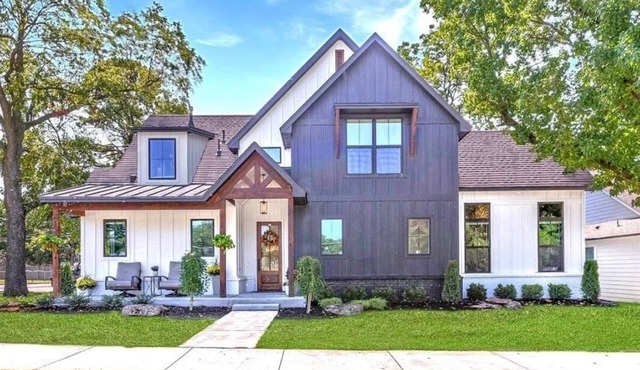 Luxury Large New Construction