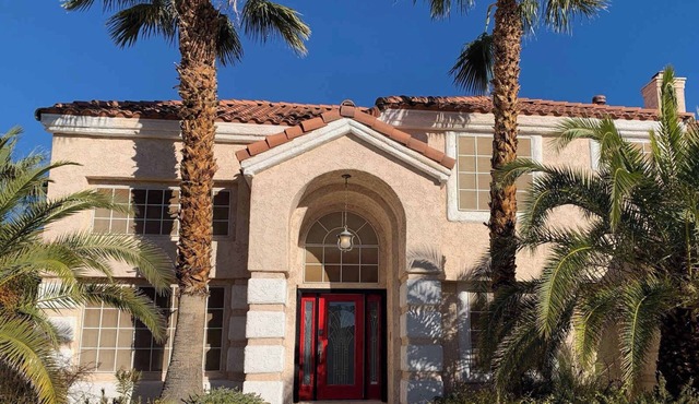Luxury Las Vegas Retreat in 5BR House with Pool