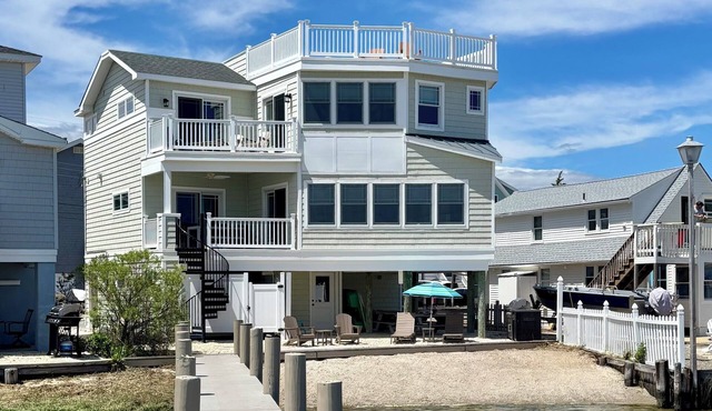 Luxury LBI Waterfront Home With Dock. Perfect for Boat Owners!