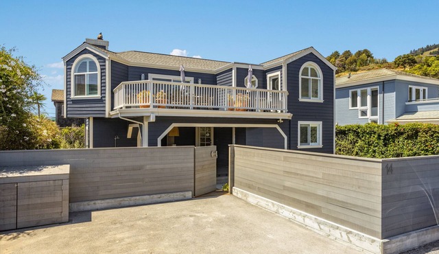 Luxury Living at the Beach