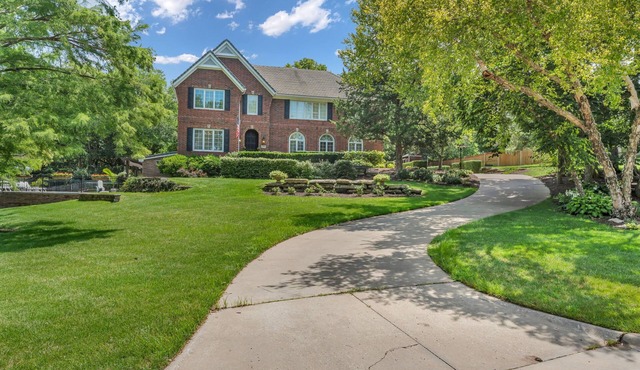 Luxury living in a perfect Lawrence location!