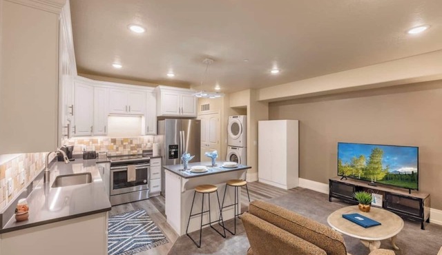 Luxury Living in Downtown Provo Unit 2