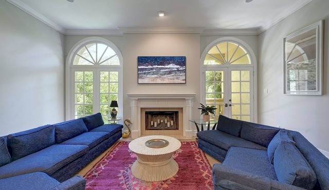 Luxury Living on Lake Austin- Monthly Furnished Rental