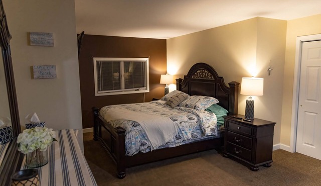 Luxury Living On The Lake