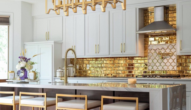 Luxury Living - Spacious & Deluxe Home