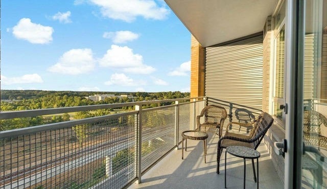 Luxury Living | Tysons | High Rise | Balcony