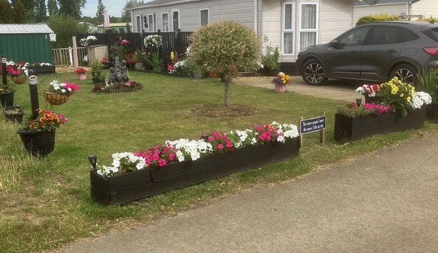 Luxury lodge on the lake with attractions for adults and children