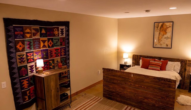 LUXURY LODGE ON THE ARKANSAS RIVER NEAR SALIDA COLORADO