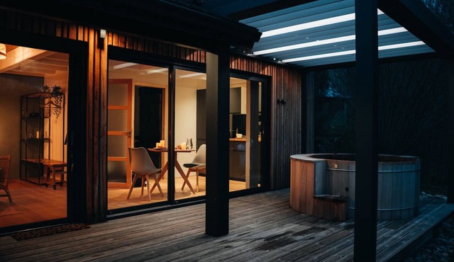 Luxury lodge with private spa in the heart of nature in the CANTAL