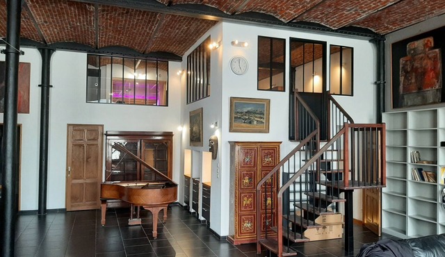 Luxury loft in Lille/Tourcoing with sauna, spa, 2-6 guests