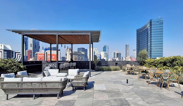 Luxury loft Roma Norte with pool, gym, AC & cowork