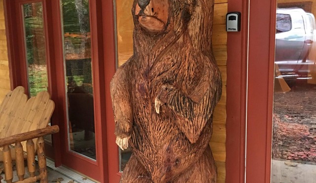 Luxury Log Cabin in the Premier Resort-Holly Lake Ranch