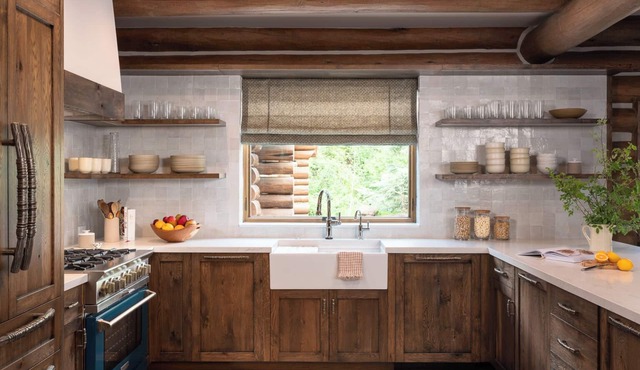 Luxury Log Cabin Near Bigwood River