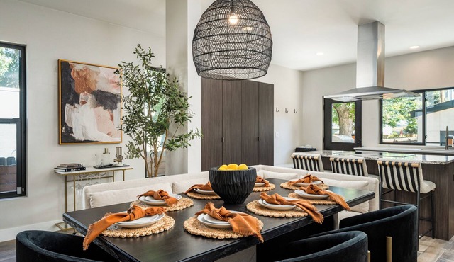 Luxury LoHi Denver Home With Hot Tub & Sauna On Bike Trail 25m to Red Rocks
