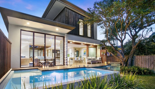 Luxury Manly beach house with pool