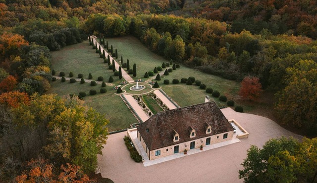 Luxury Manor Stay Near Dordogne Valley