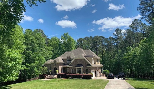 Luxury Masters Rental 5BR 4.8 Acre Estate, Fire Pit, Gym, 2 Verandas