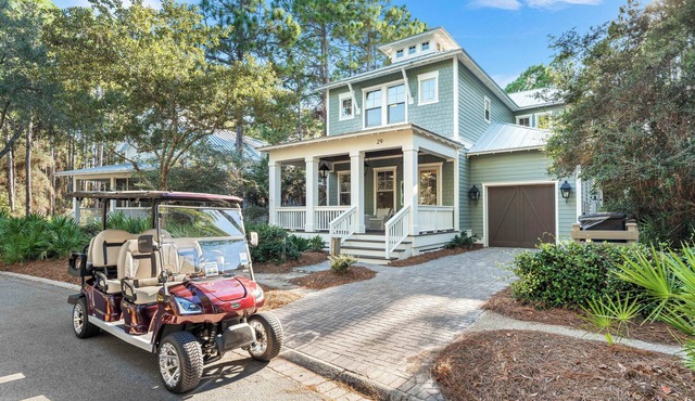 Luxury meets location - exclusive WaterColor access, 6-seater cart, bikes & easy access to Seaside