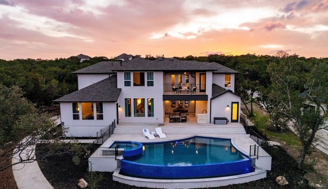 Luxury Meets Nature at The Hollows: Scenic Trails, Pools & Premium Vacation Home
