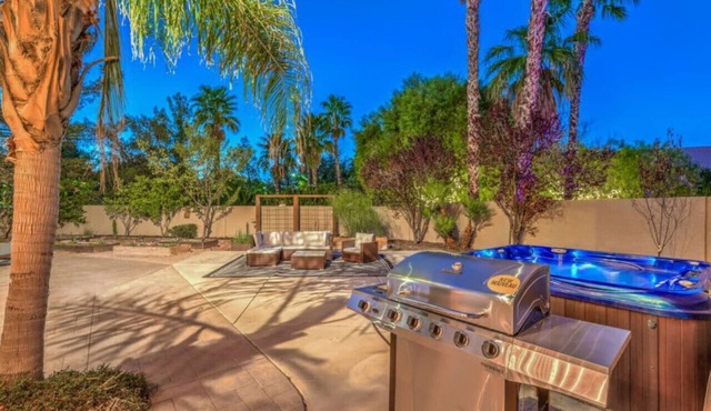 Luxury Mid Term Rental Luxury 5BR with Pool