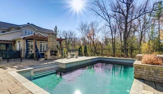 Luxury Midterm Rental - Fully Furnished Available Jan 1st to March 31st 2024