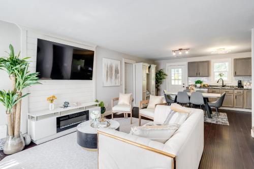 Luxury Midterm Rental for Families, Medical and Corporate Professionals Cincy