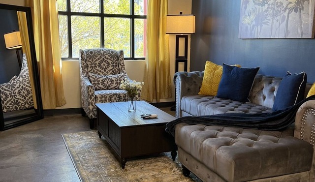 Luxury Midtown Flat near Downtown & FedEx Forum