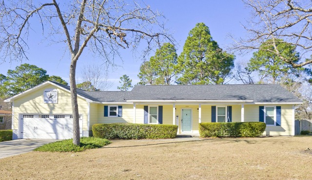 Luxury Modern Home Close to Downtown & Airport