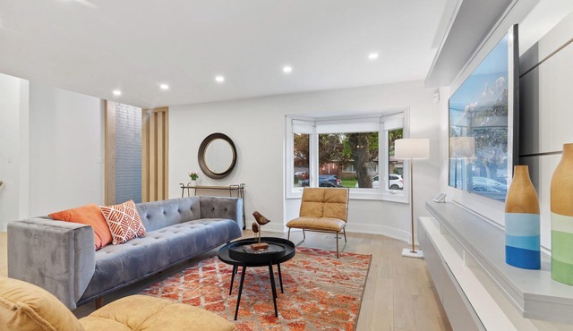 Luxury Modern Style 5 Bedrooms Newly Renovated House In Toronto Prime Location