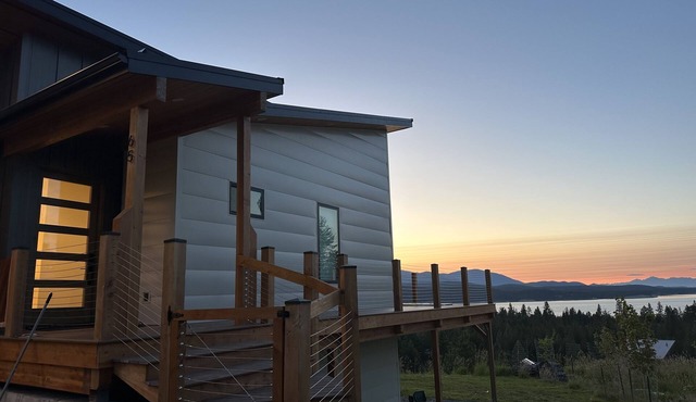 Luxury modern villa near Marina on Lake Koocanusa